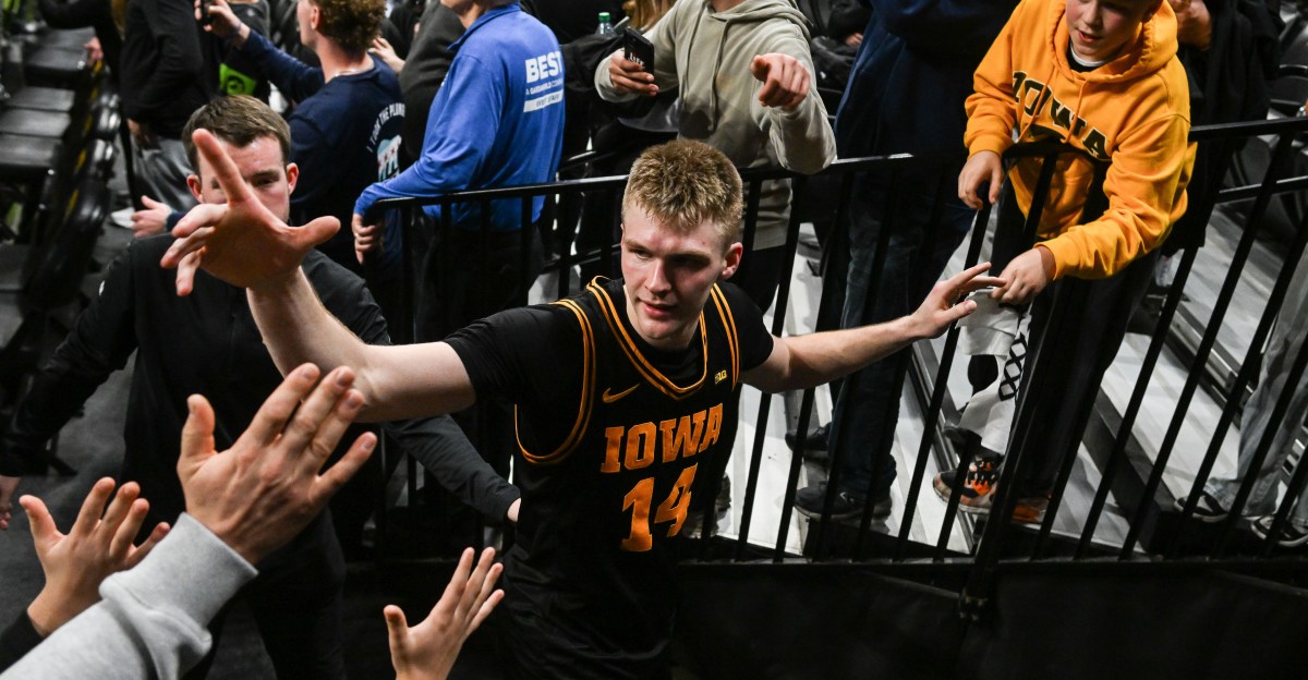 Hawkeyes Outmuscle No. 9 Nebraska in 57-52 Win, Storm Court